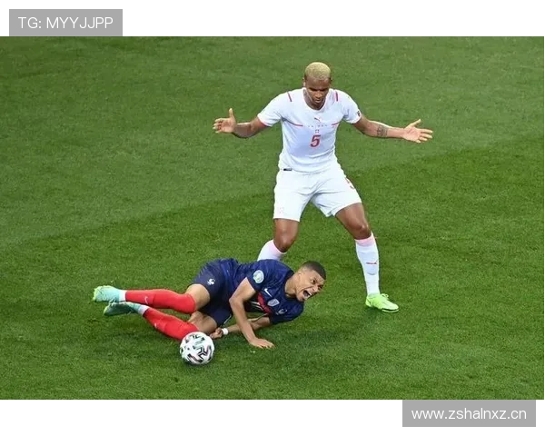 博斯克战术体系解析:控球主导与攻守平衡的持续提升